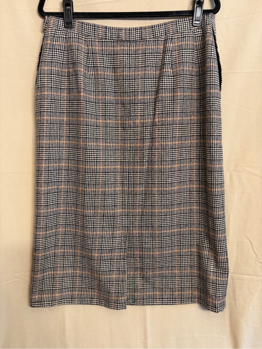 Vintage Pendleton Beige/Black Glen Plaid Pencil Skirt 100% Pure Virgin Wool - Picture 9 of 13